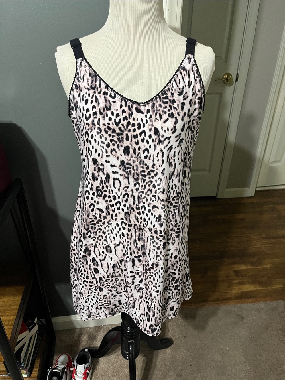Leopard Print Nightgown Dress in Blush and Black size 4-6